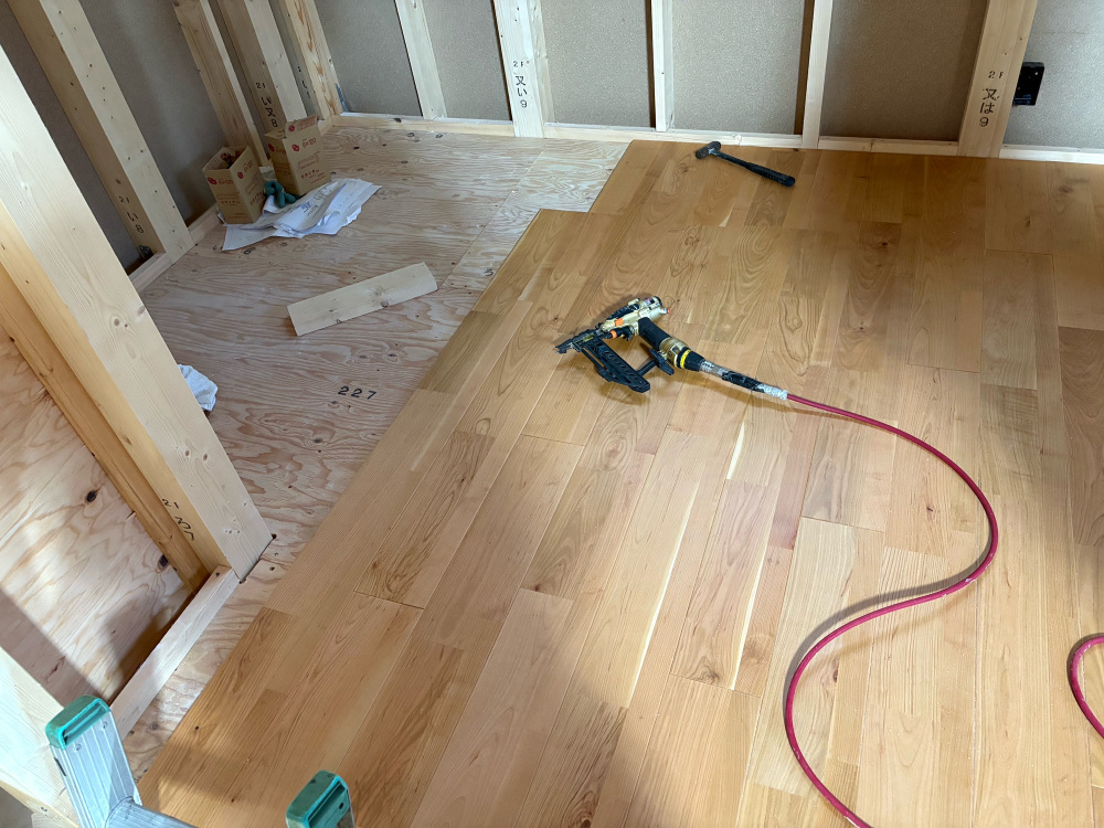 フローリング施工